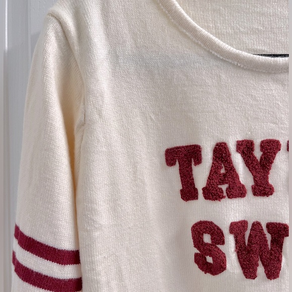 Taylor Swift Knit Sweater Red Varsity Letterman Size S - Picture 5 of 8